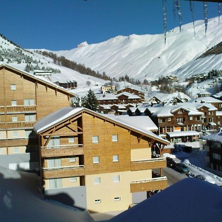 Duplex Station Apartment Алос Екстериор снимка